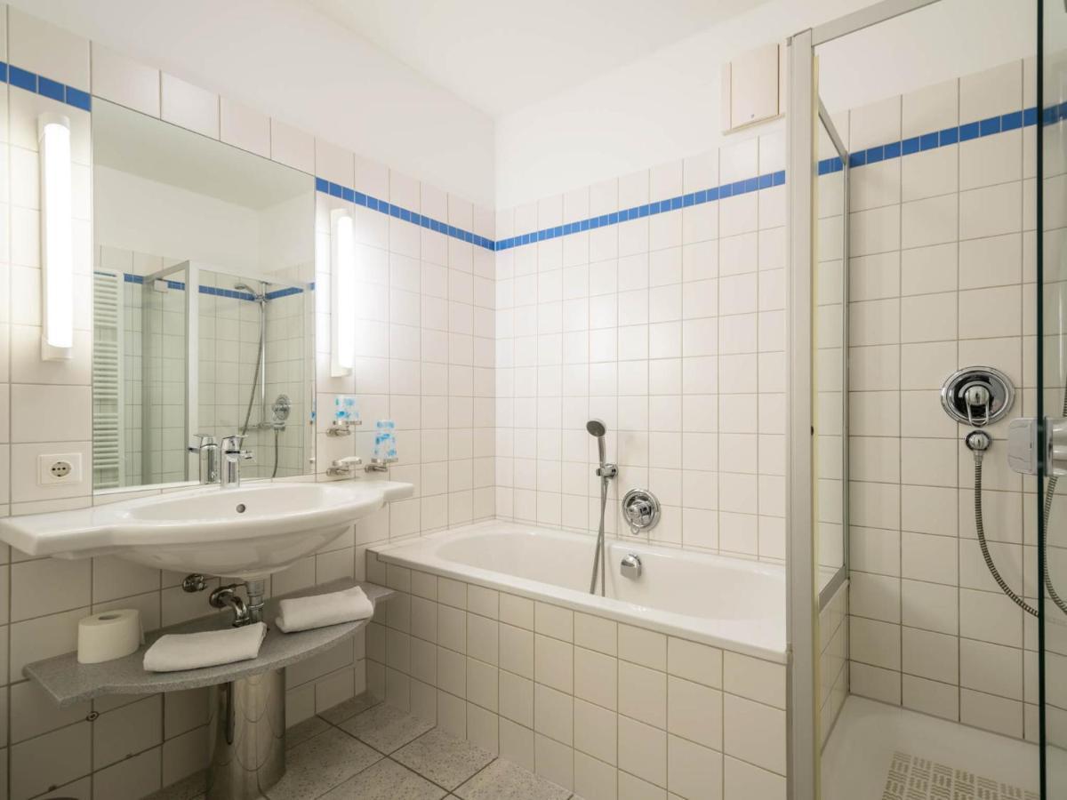 Kaiservillen Heringsdorf - Appartement mit 1 Schlafzimmer und Terrasse D102 Exterior foto